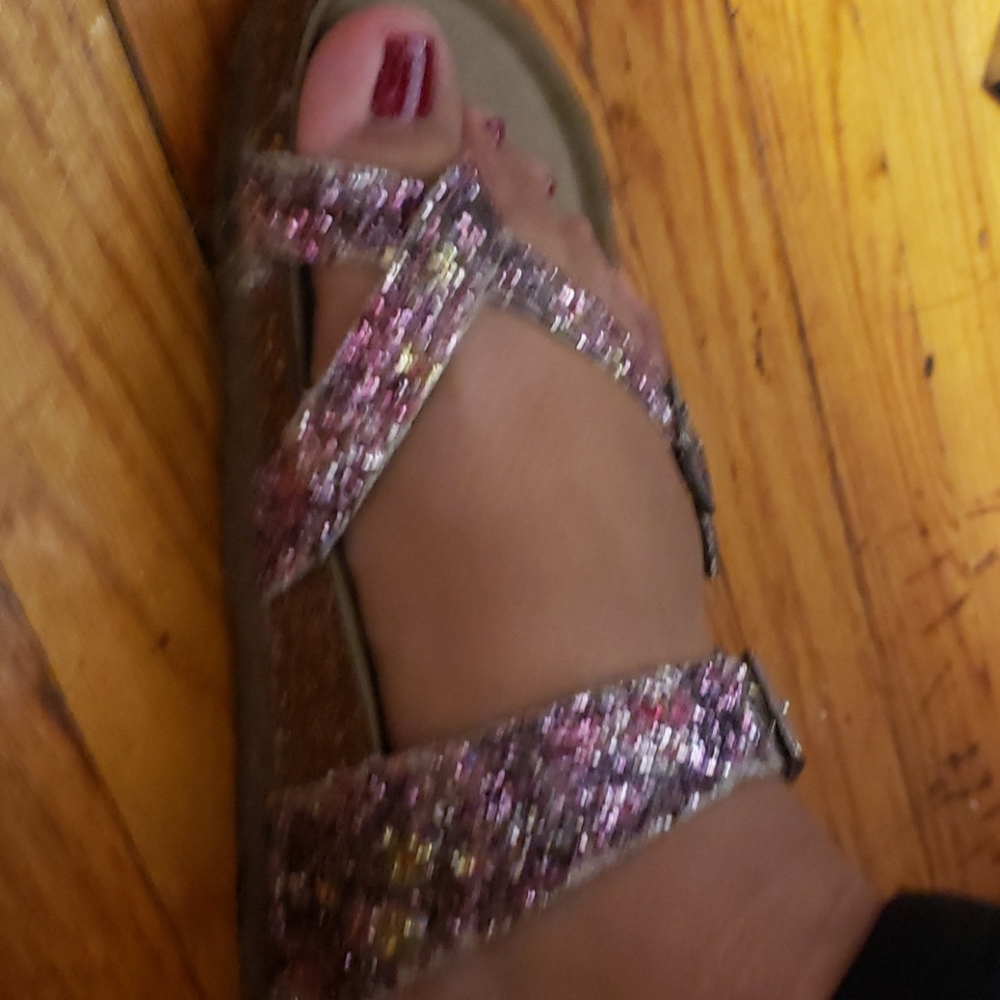 Sandals - Picture 3 of 3